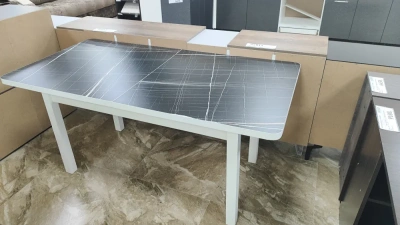 стол семейный прямоугольный 800*1600(2000мм) квадрат. белые ноги (черный тунис)